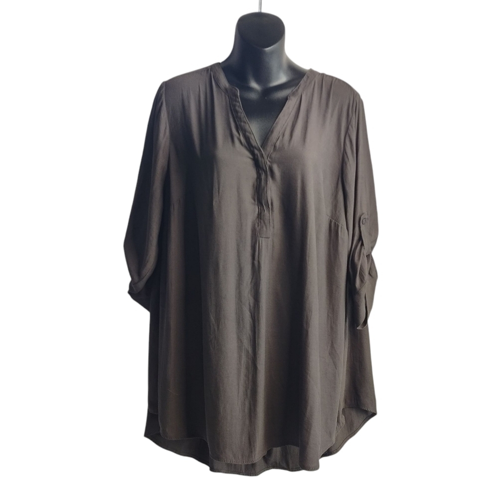 Torrid Women's Dark Gray V-Neck Roll-up Tab 3/4 Sleeve Soft Blouse Size 1